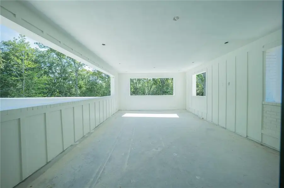 Image 30 of a home in .