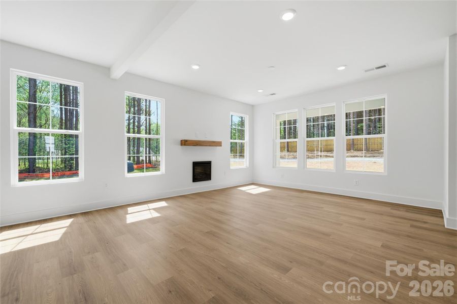 Spacious, unfurnished interior of a new home in , York (Image 28).