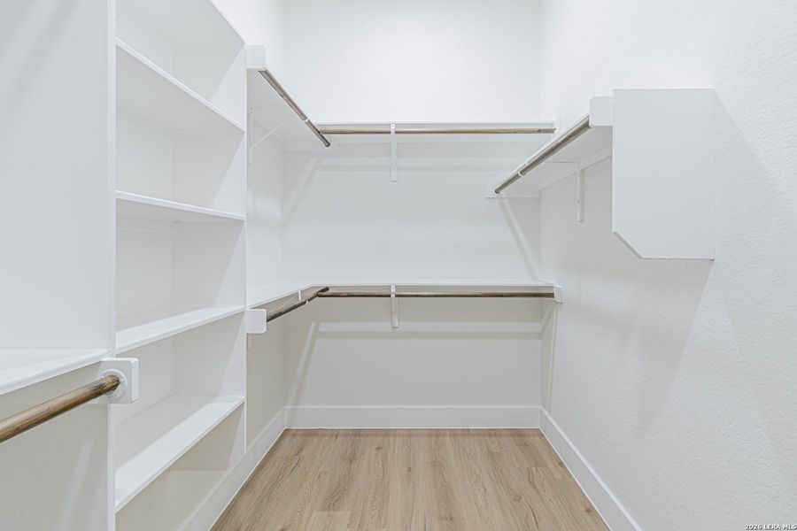 Spacious, unfurnished interior of a new home in , San Antonio (Image 22).