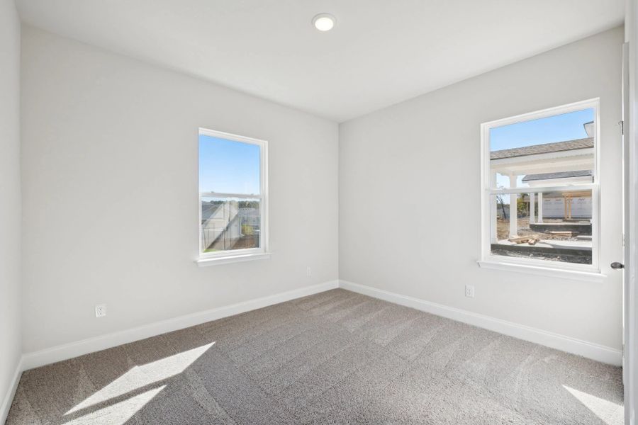 Spacious, unfurnished interior of a new home in Cades Bluff, Lebanon (Image 29).