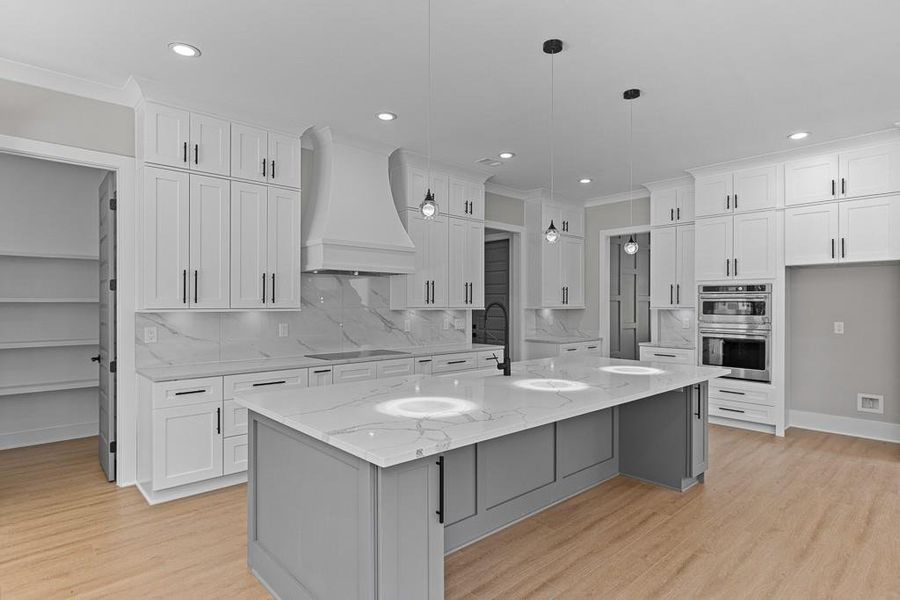 Furnished interior view inside a new home in , Jefferson (Image 14).