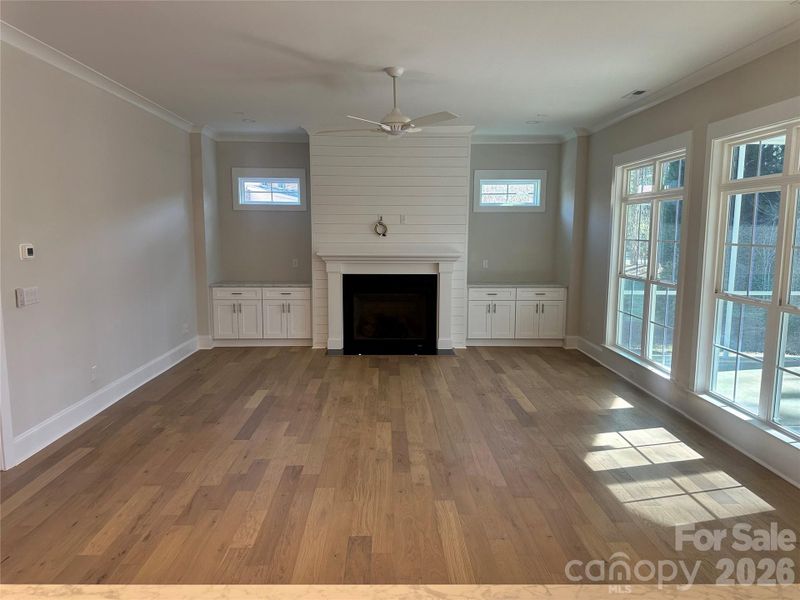 Spacious, unfurnished interior of a new home in , Salisbury (Image 35).