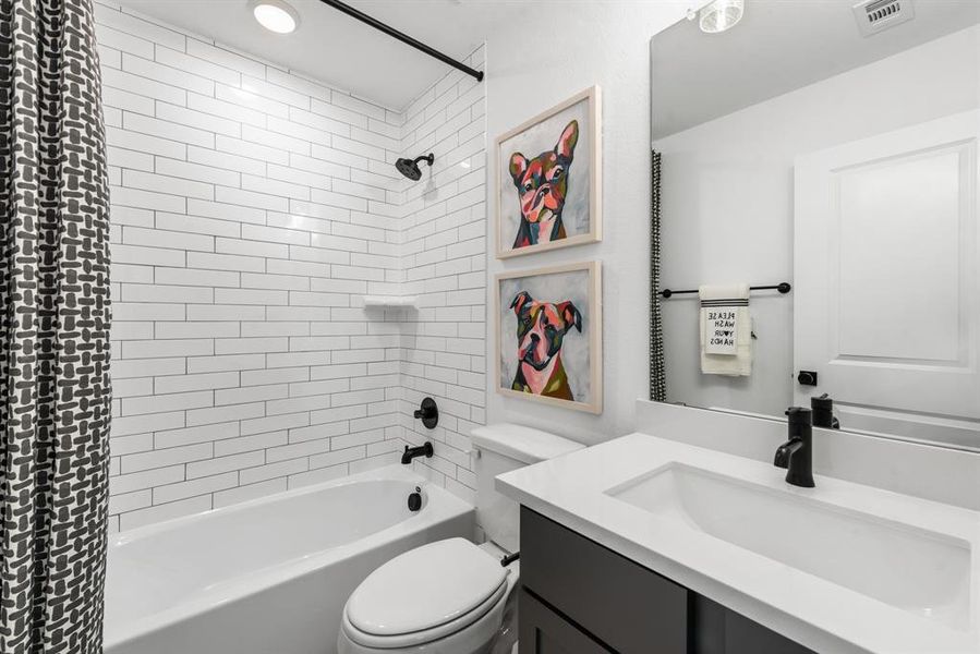 Treeline Model Home - The Alton