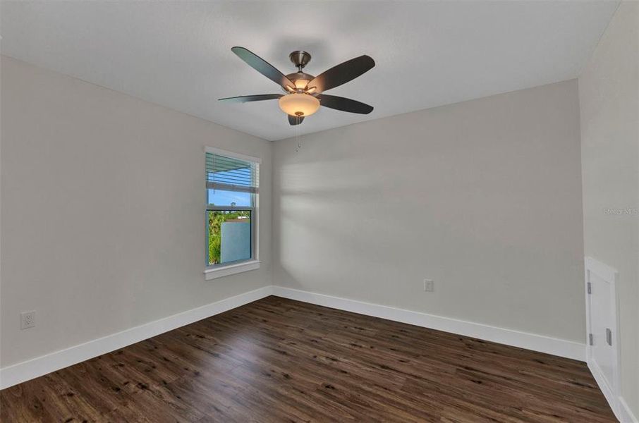 Spacious, unfurnished interior of a new home in , Port Charlotte (Image 50).