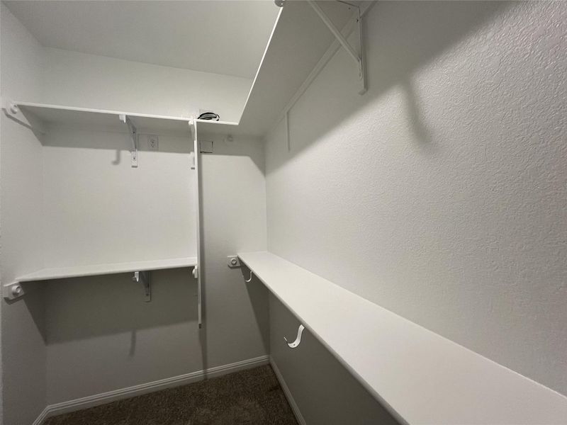 Image 35 of a home in Rolling Glen.