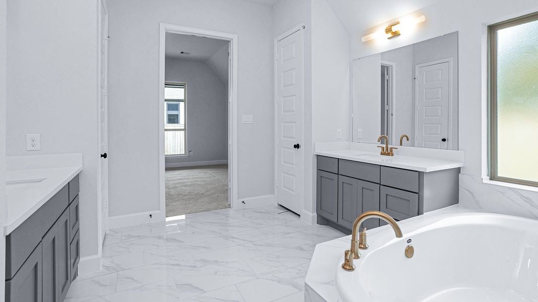Furnished interior view inside a new home in Kresston, Montgomery (Image 9).