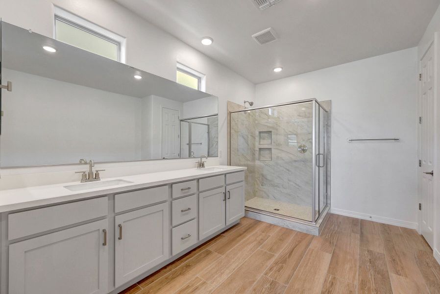 Furnished interior view inside a new home in Tierra Vistoso, Surprise (Image 6).