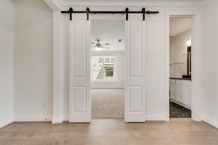 Image 35 of a home in South Pointe.