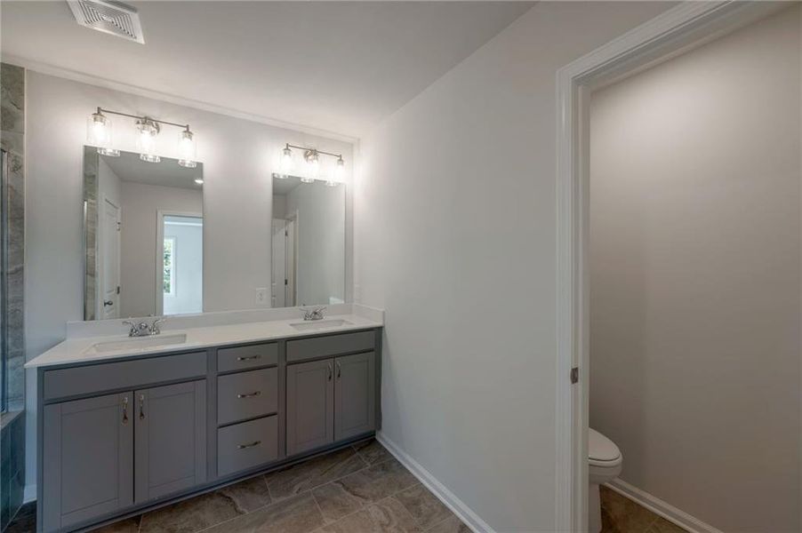 Furnished interior view inside a new home in , Calhoun (Image 6).