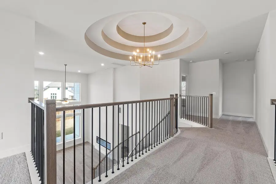 Spacious, unfurnished interior of a new home in Parmer Ranch, Georgetown (Image 39).