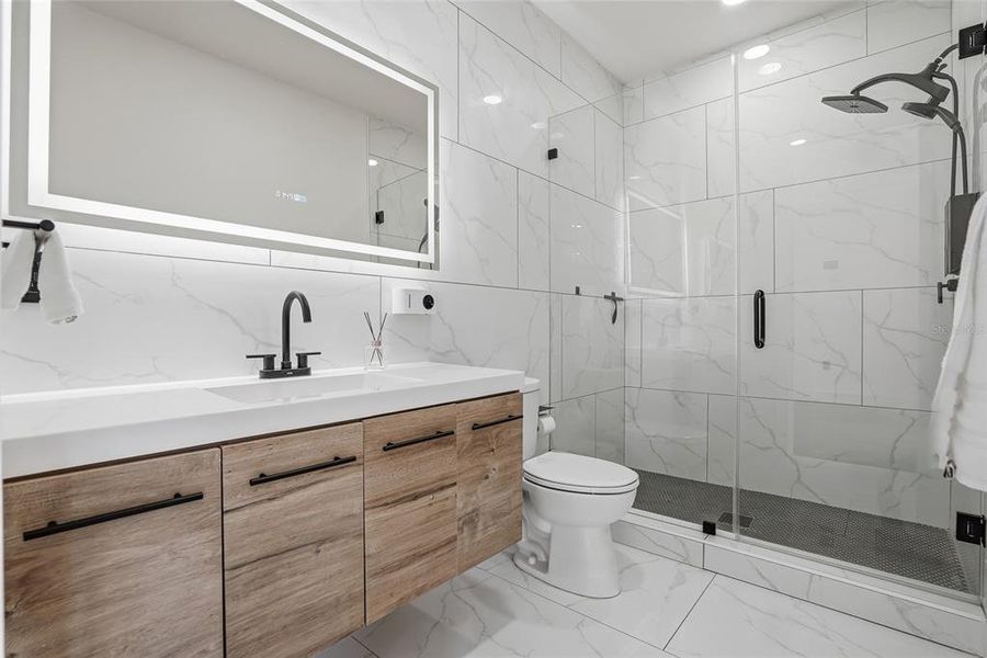 Furnished interior view inside a new home in , Tampa (Image 60).