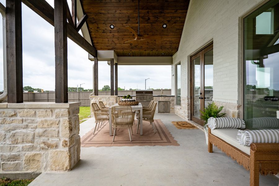 Exterior details and patio area of a home in Stella Ranch, Bryan (Image 39).