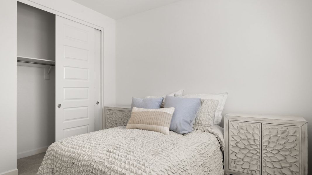 Representative furnished interior of a home built from the Crow by D.R. Horton in Apache Farms, Buckeye (Image 36).