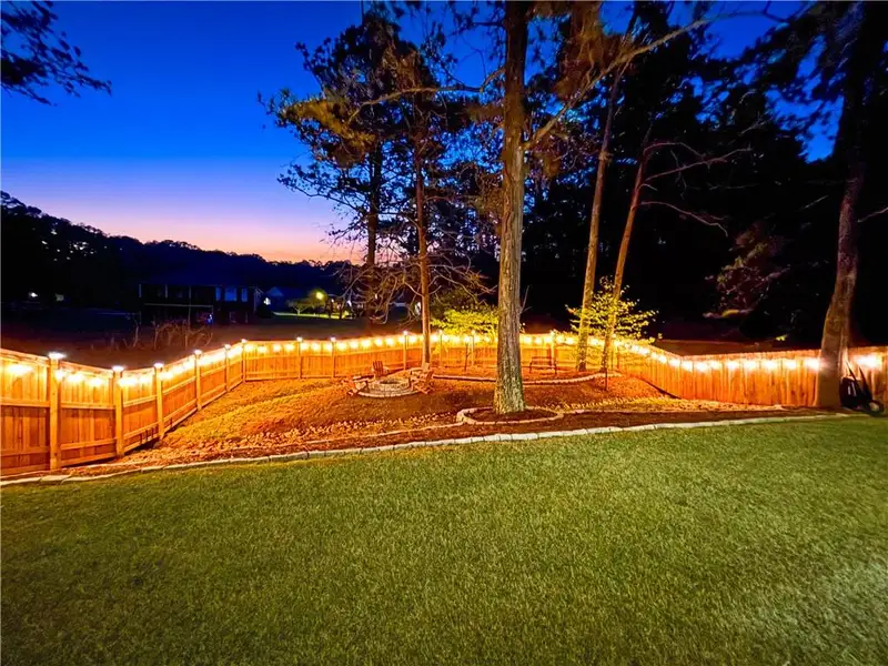 Image 11 of a home in . Image 11 of a home in .