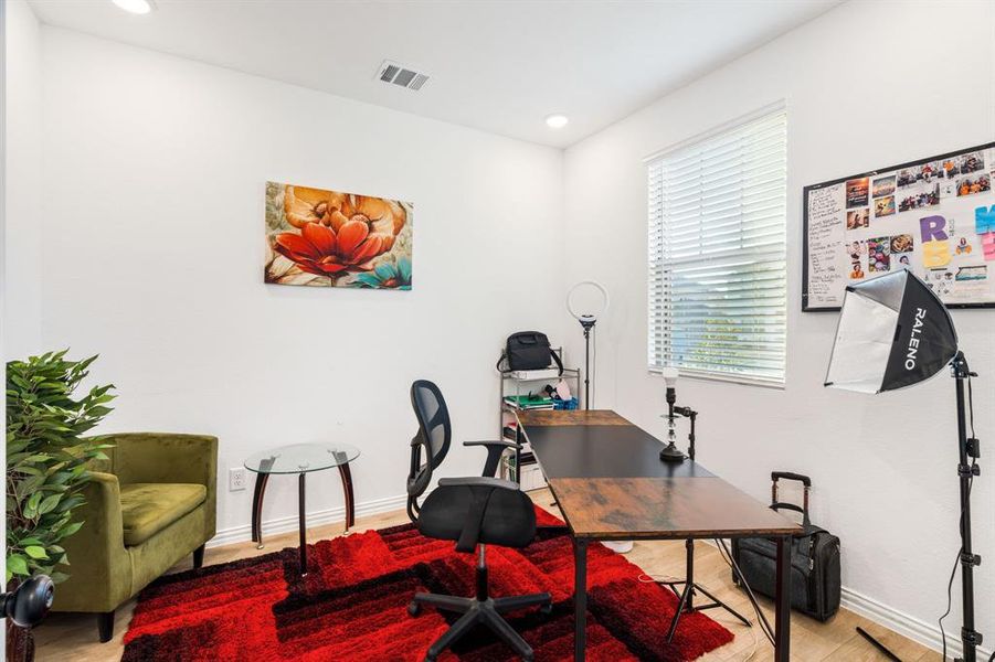 Furnished interior view inside a new home in Gateway Parks, Forney (Image 15).
