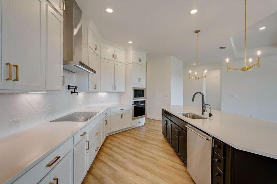 The Livingston - Kitchen The Livingston - Kitchen