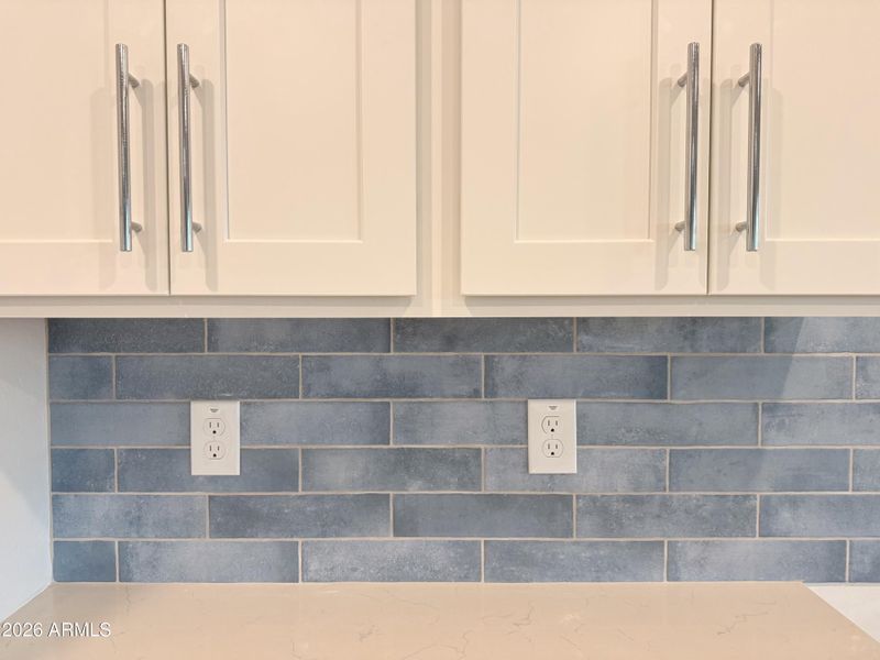 009 Kitchen Finishes