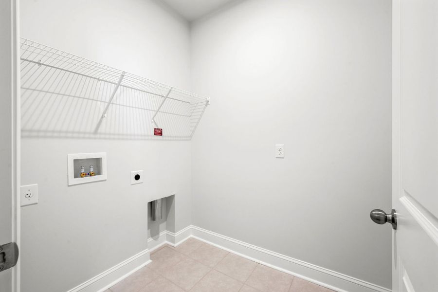 Spacious, unfurnished interior of a new home in Waterways, Richmond Hill (Image 9). Spacious, unfurnished interior of a new home in Waterways, Richmond Hill (Image 9).