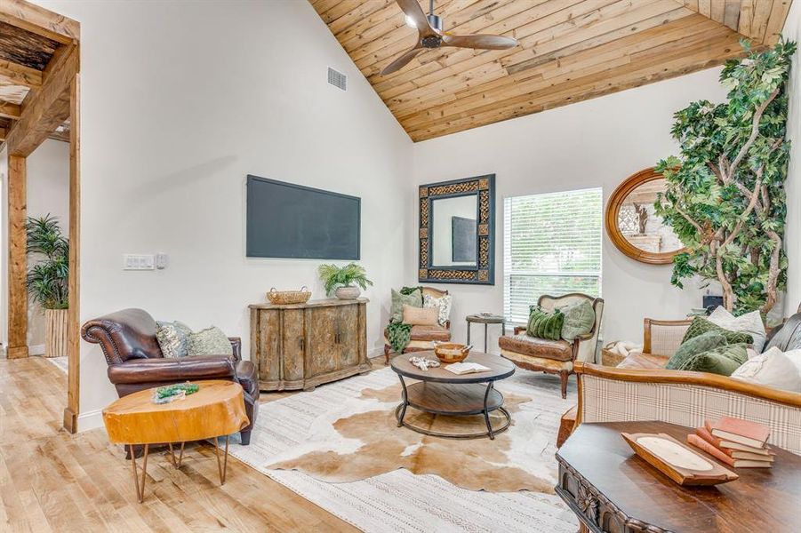Furnished interior view inside a new home in , Weatherford (Image 14).