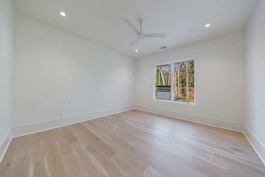 Spacious, unfurnished interior of a new home in , Atlanta (Image 24). Spacious, unfurnished interior of a new home in , Atlanta (Image 24).