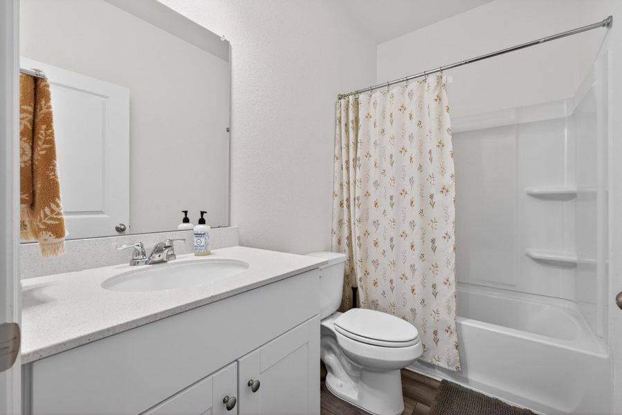 Full Bathroom #2located between bedroom #4 and #3
