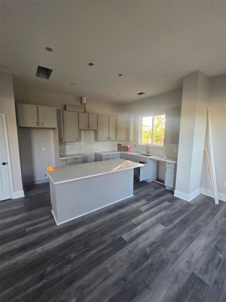 Image 20 of a home in .