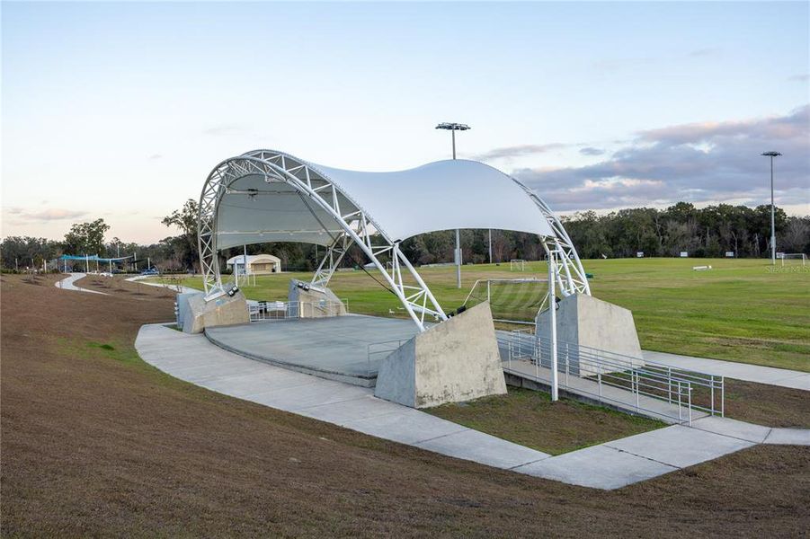 Community amenities in Kirkland Farms, Alachua (Image 24).