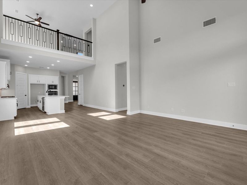 Spacious, unfurnished interior of a new home in Pecan Ridge, Fulshear (Image 19).