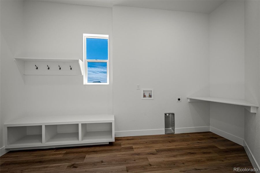 Spacious, unfurnished interior of a new home in Cloverleaf - Pinnacle Collection, Monument (Image 37). Spacious, unfurnished interior of a new home in Cloverleaf - Pinnacle Collection, Monument (Image 37).