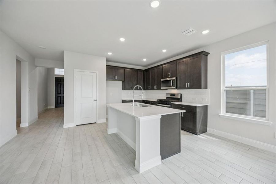 Furnished interior view inside a new home in Bellagio, Forney (Image 11). Furnished interior view inside a new home in Bellagio, Forney (Image 11).