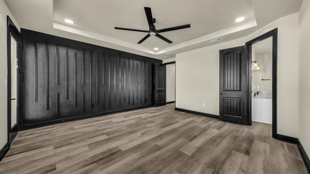 Spacious, unfurnished interior of a new home in Saddle Crest Estates, Weatherford (Image 13).