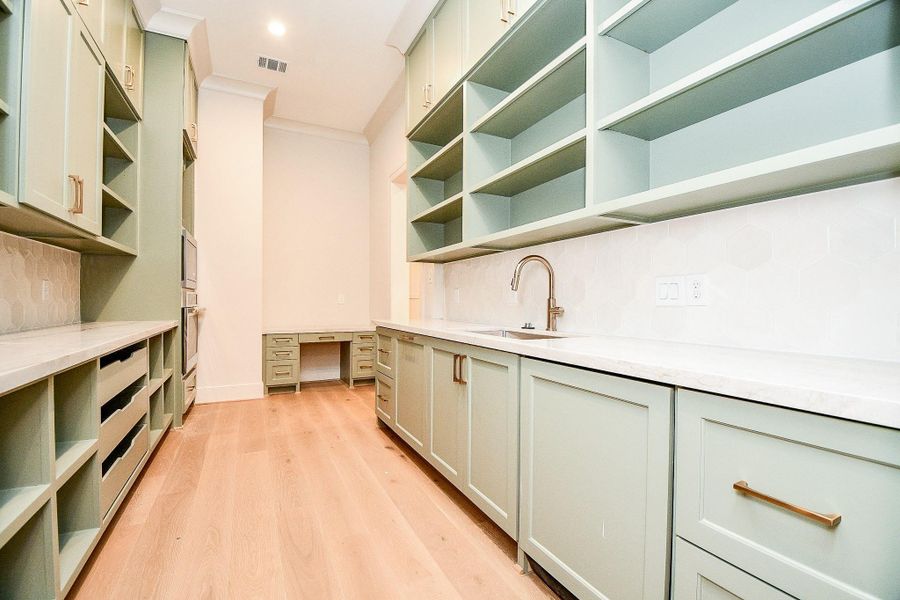 Furnished interior view inside a new home in , Houston (Image 38).