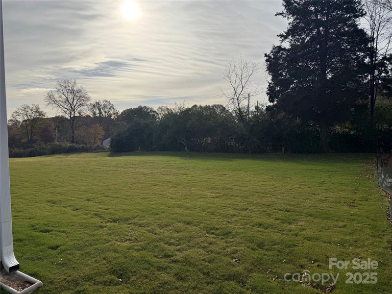 Natural landscape and outdoor views near Adalyn Park in Mooresville (Image 28).