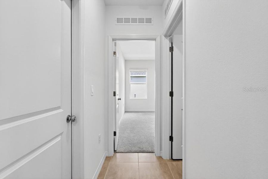 Spacious, unfurnished interior of a new home in Waterstone, Groveland (Image 25).