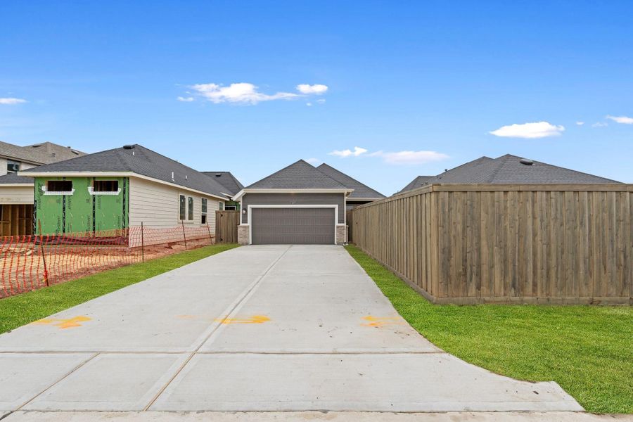 Photos are REPRESENTATIVE of the home /floor plan and are NOT of the actual home. Selections, features, and room options may vary. For more info, contact Chesmar Homes.