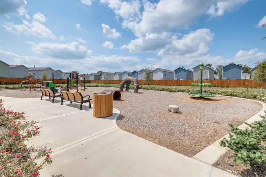 Community amenities in Tavola: Cottage Collection, New Caney (Image 33).