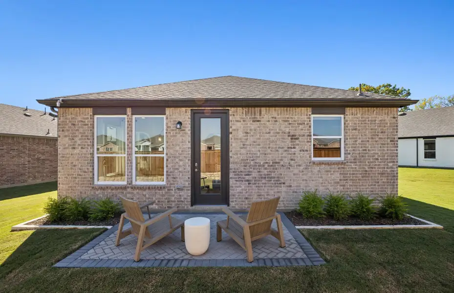 Exterior details and patio area of a home in Del Webb at Trinity Falls, McKinney (Image 2). Exterior details and patio area of a home in Del Webb at Trinity Falls, McKinney (Image 2).