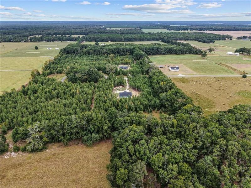 Image 27 of a home in . Image 27 of a home in .