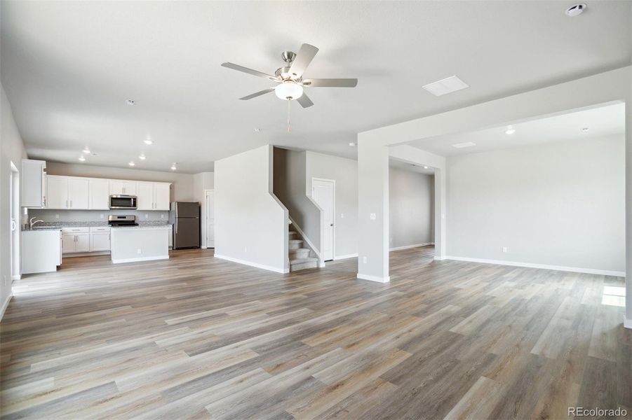 Spacious, unfurnished interior of a new home in , Severance (Image 16).