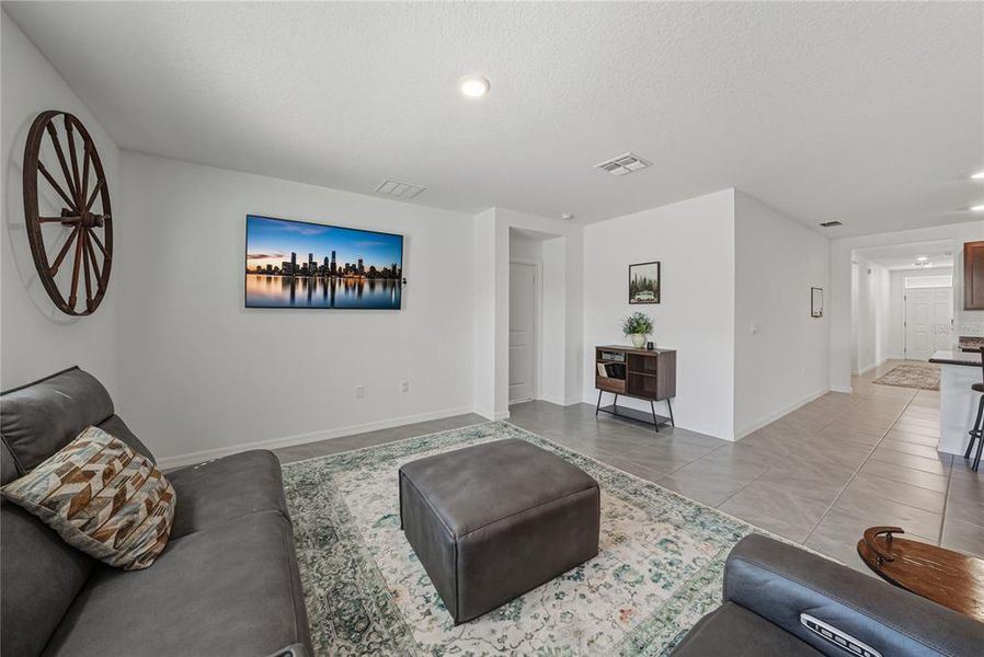 Furnished interior view inside a new home in Northwater at Two Rivers, Zephyrhills (Image 31).