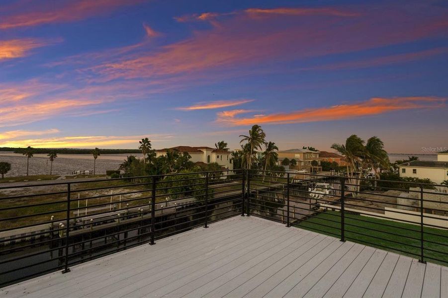 Community amenities in , Longboat Key (Image 47).