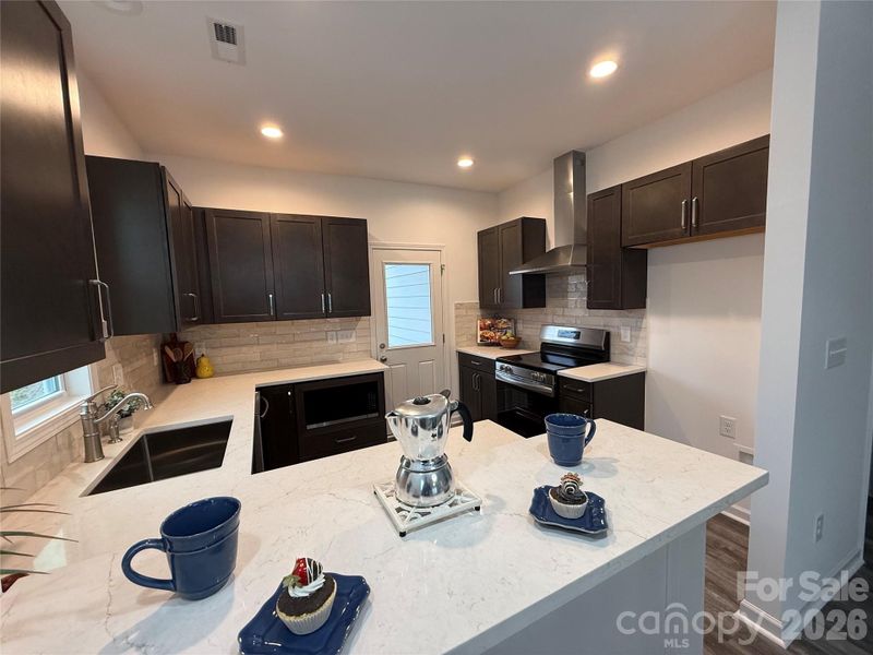 Furnished interior view inside a new home in , Gastonia (Image 20).