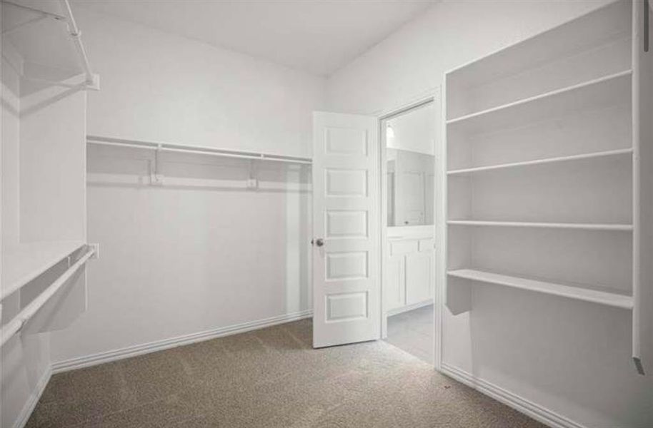 Spacious, unfurnished interior of a new home in Whitewing Trails, Princeton (Image 13).