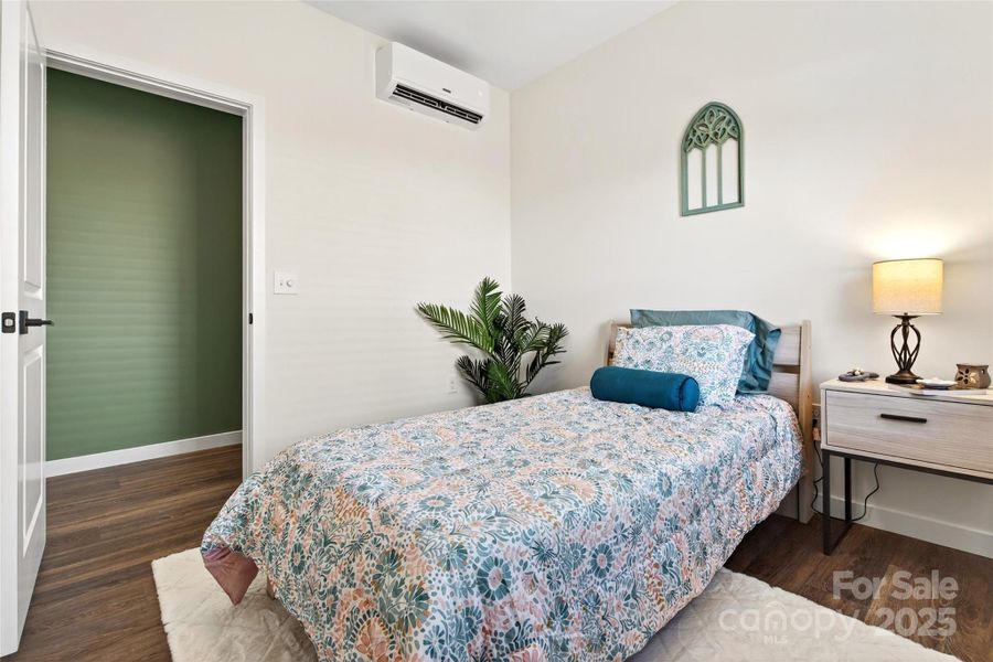 Furnished interior view inside a new home in , Marion (Image 15).