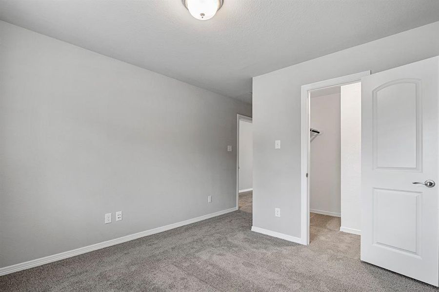 Spacious, unfurnished interior of a new home in Mockingbird Estates Townhomes, Fort Worth (Image 18).