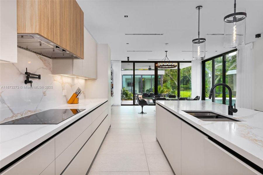 Furnished interior view inside a new home in , Pinecrest (Image 14).