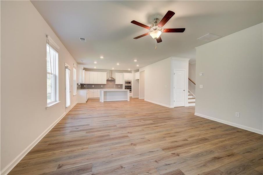 Spacious, unfurnished interior of a new home in Bowers Farm, McDonough (Image 23).