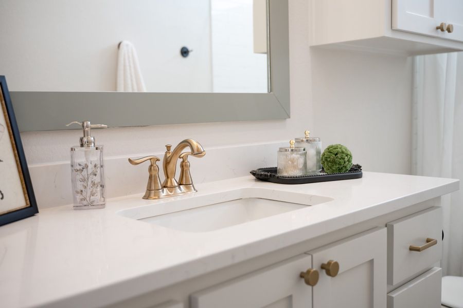 Representative interior finishes for a home built from the The Addison by Reece Homes in Pebble Creek, College Station (Image 20).