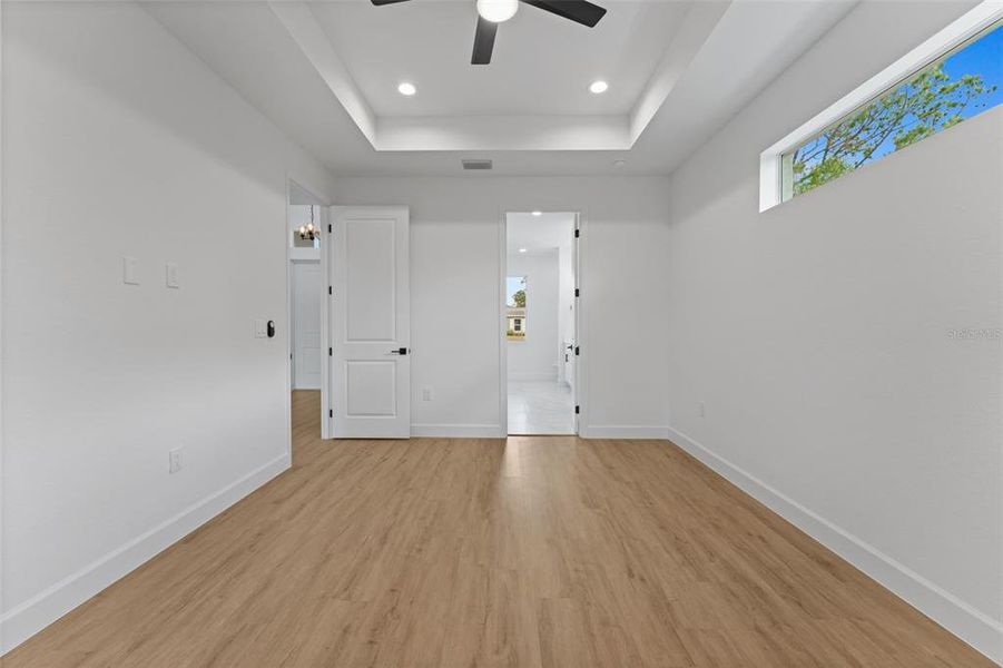 Spacious, unfurnished interior of a new home in , North Port (Image 24).
