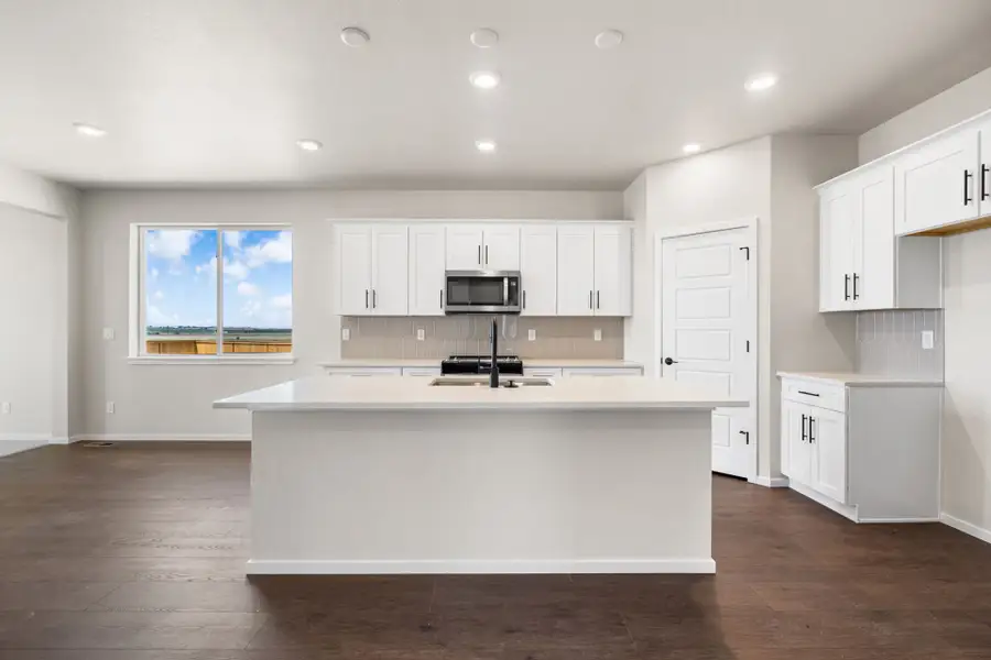 Furnished interior view inside a new home in Wolf Creek Run West, Strasburg (Image 4).